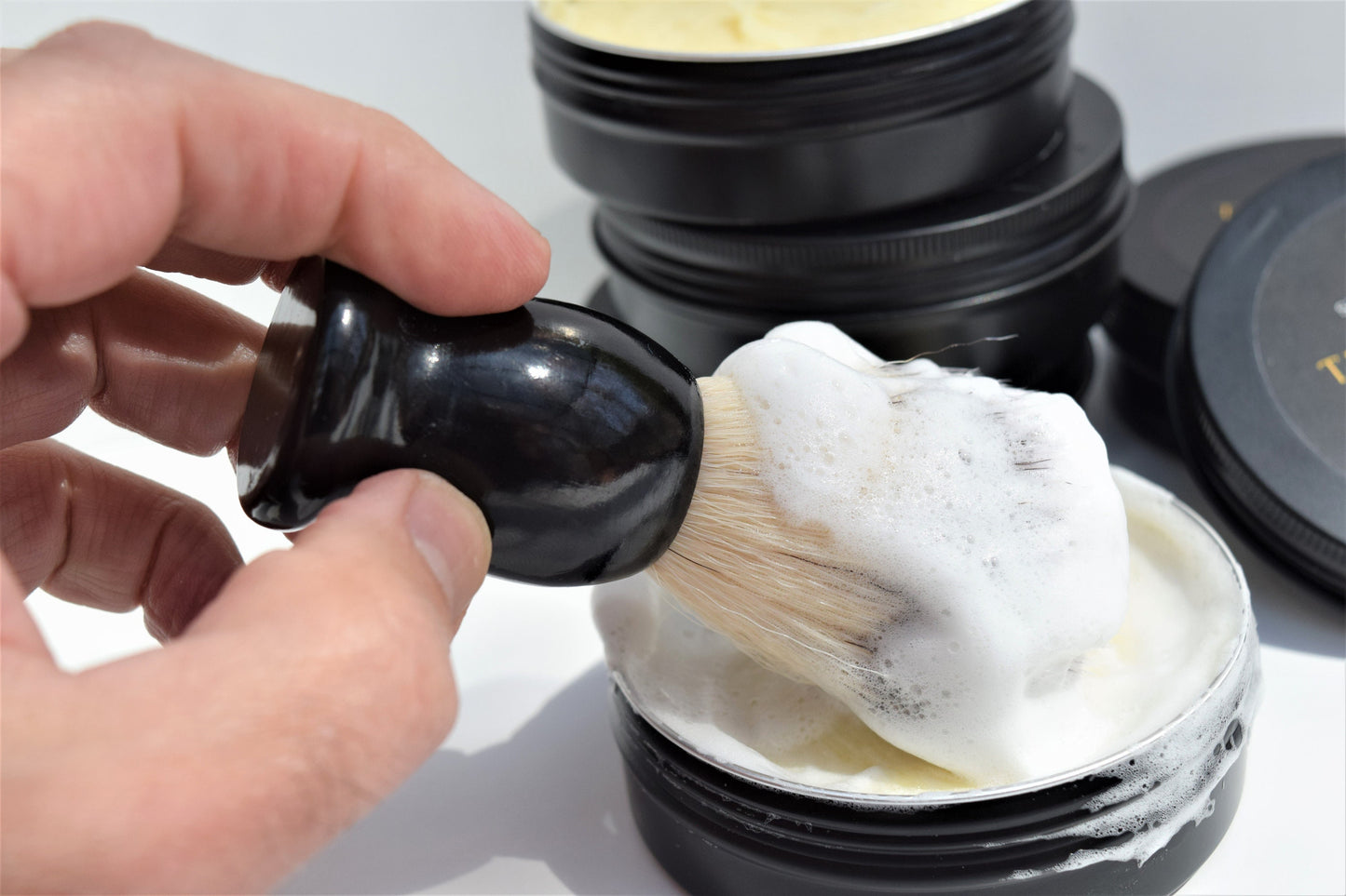 Old-Fashioned Shaving Soap – Rich Lather • Smooth Glide • Vegan • Unisex