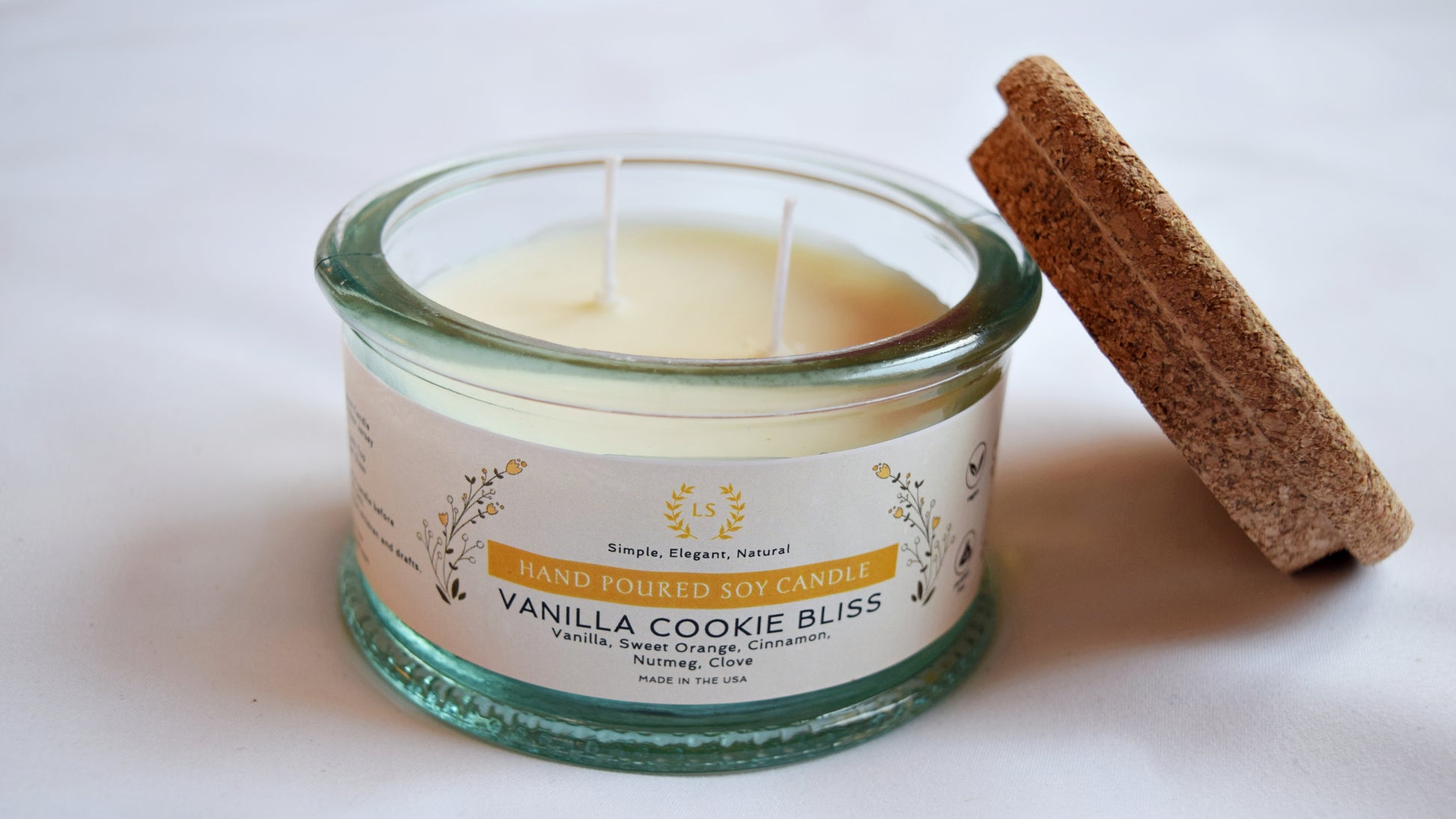 Scented candle soy natural with essential oils - Vanilla Sandalwood  Candle-lite