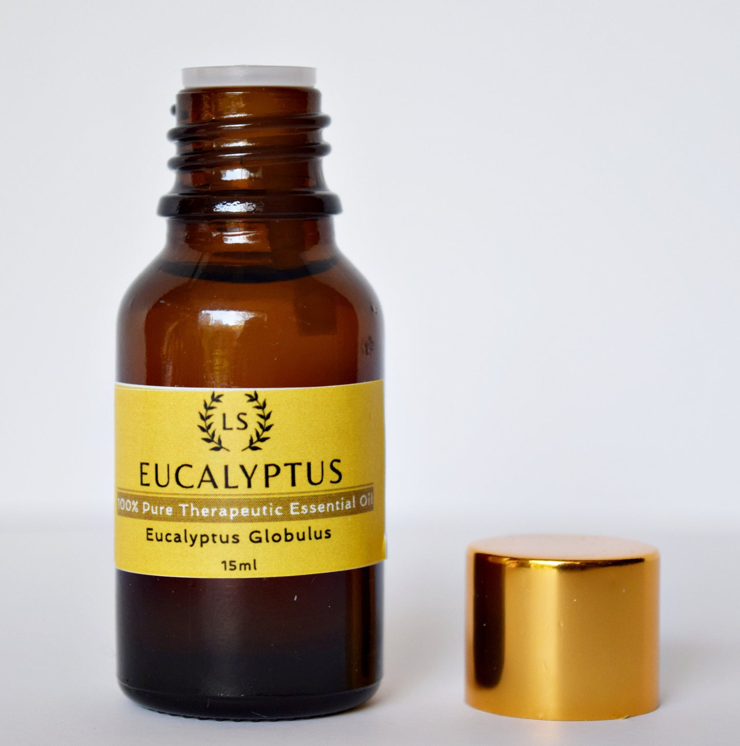 Eucalyptus Essential Oil. Pure Therapeutic Grade